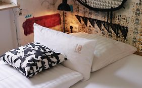 18Arts Hotel